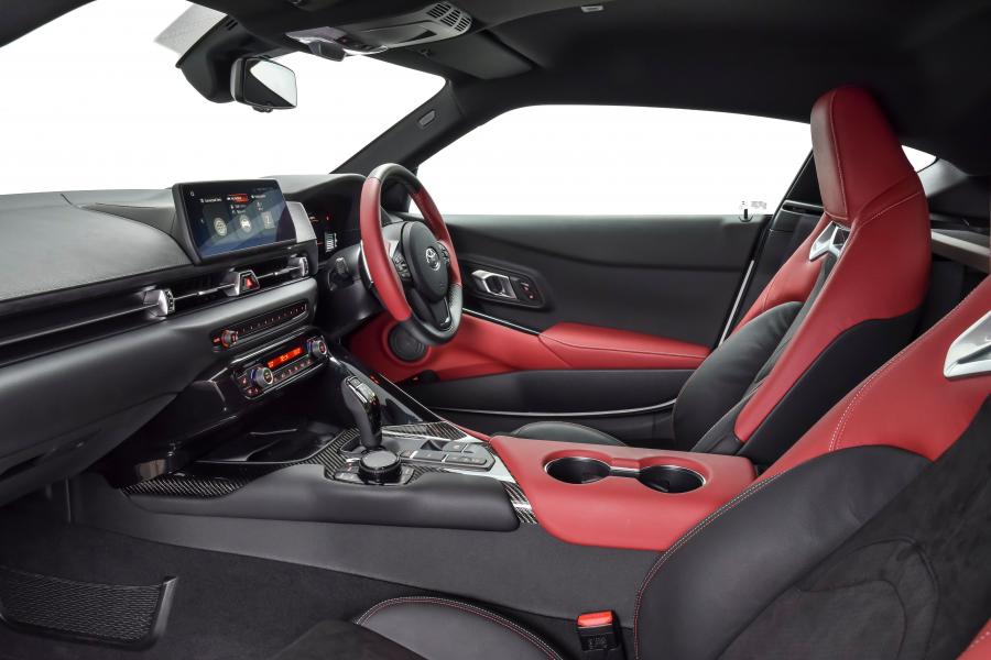 Интерьер Toyota GR Supra (A90) 2019 года  (ZA) (фото 27 из 40)